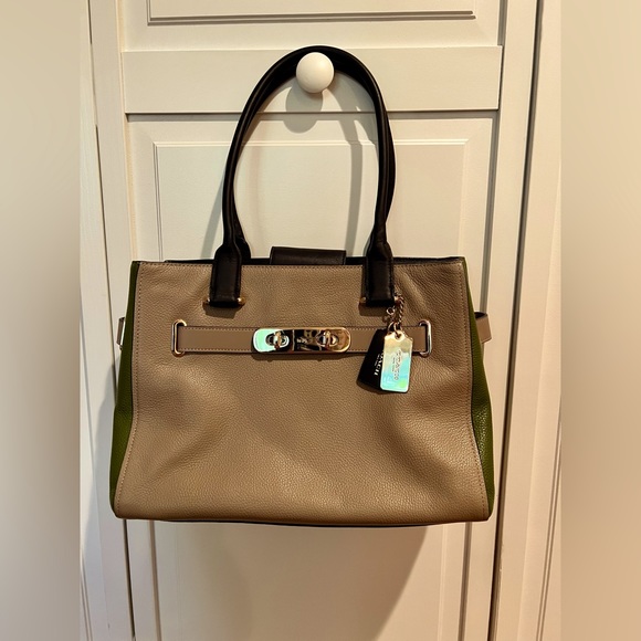 Coach tri-color satchel - Picture 1 of 12
